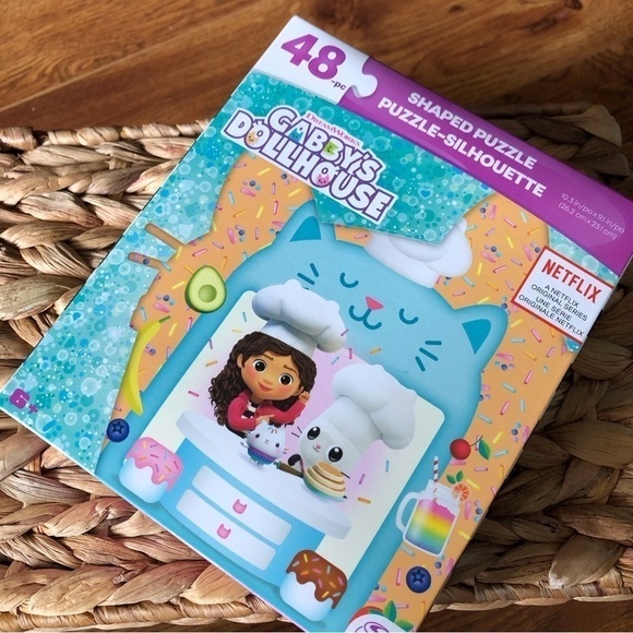 Gabby's Dollhouse: Kitchen Shaped Puzzle 48pc. - Picture 1 of 2